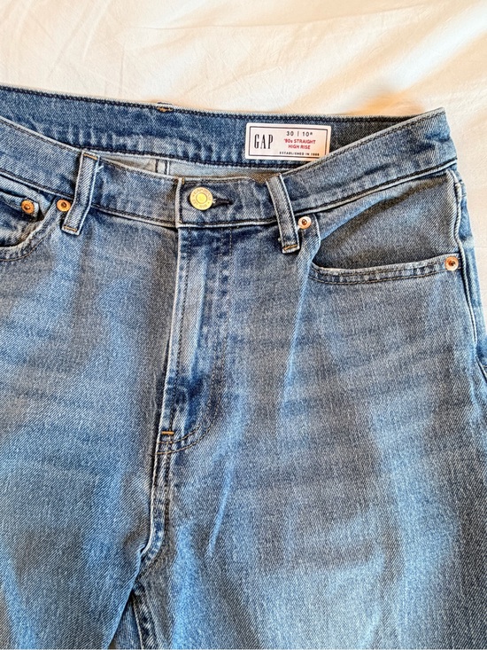 GAP Denim - GAP Women’s Straight High-Rise Jeans in Light Blue